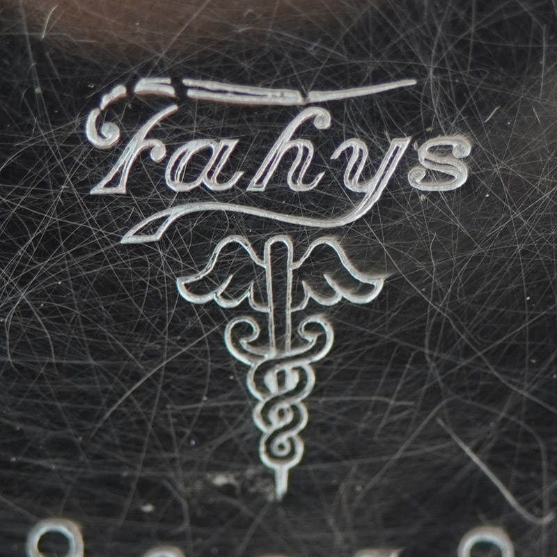 Watch Case Marking Variant for Fahys Watch Case Co. Fahys Permanent: Fahys
[Caduceus] [Winged Staff and Snake] [Wings] [Serpant] [Wings of Hermes] [Wings of Mercury] [Medicine] [Medical]